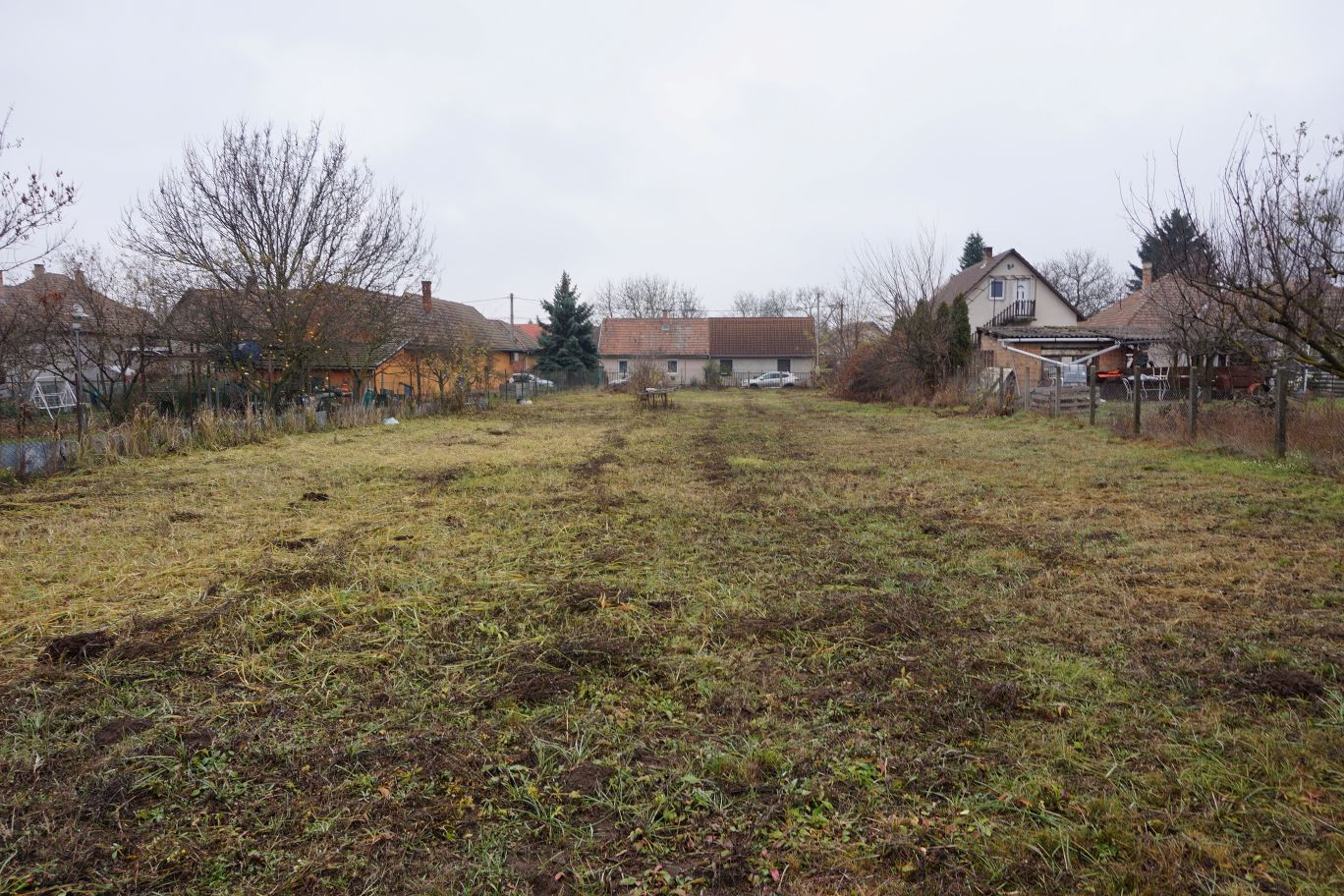 Eladó 1143nm-es építési telek lakóövezetben, Sződön